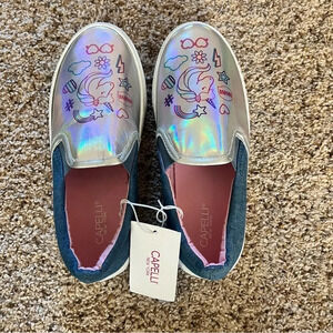 NWT Capelli New York Girls Slip On Fashion Sneaker, Size 3